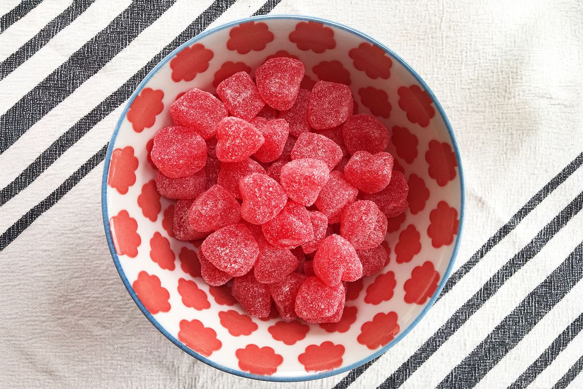 Bowl of Red Heart Shaped Sugar Candies (Getty Images/Cyndi Monaghan)