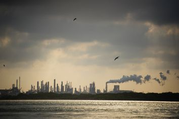 oil refineries Port of Corpus Christi